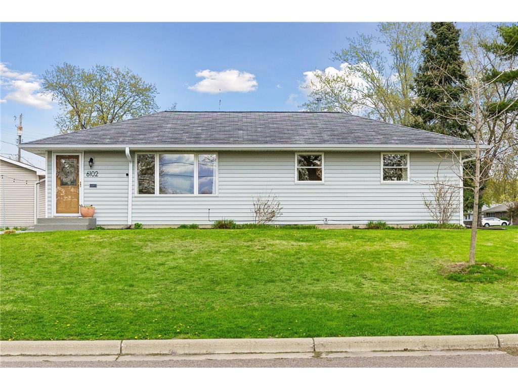 6102 Jersey Avenue N Crystal MN 55428 7067147 image1