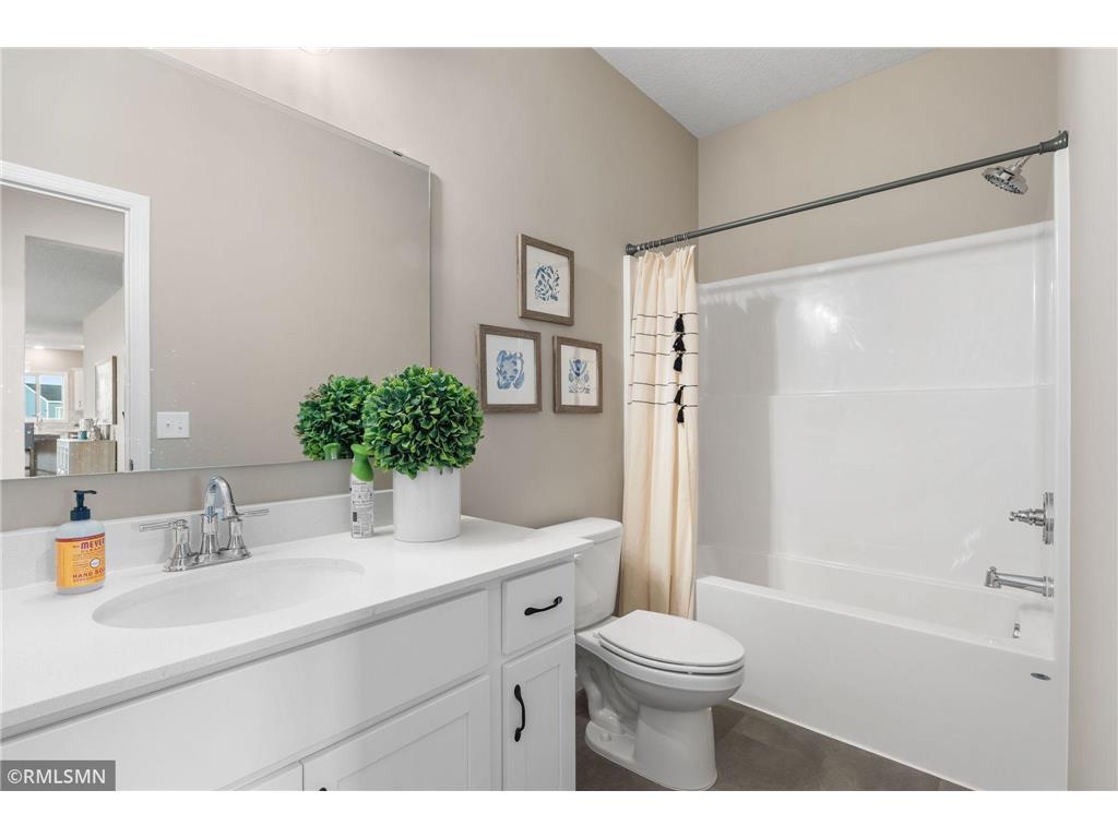 6102 Radford Avenue NE Otsego MN 55330 6824414 image16