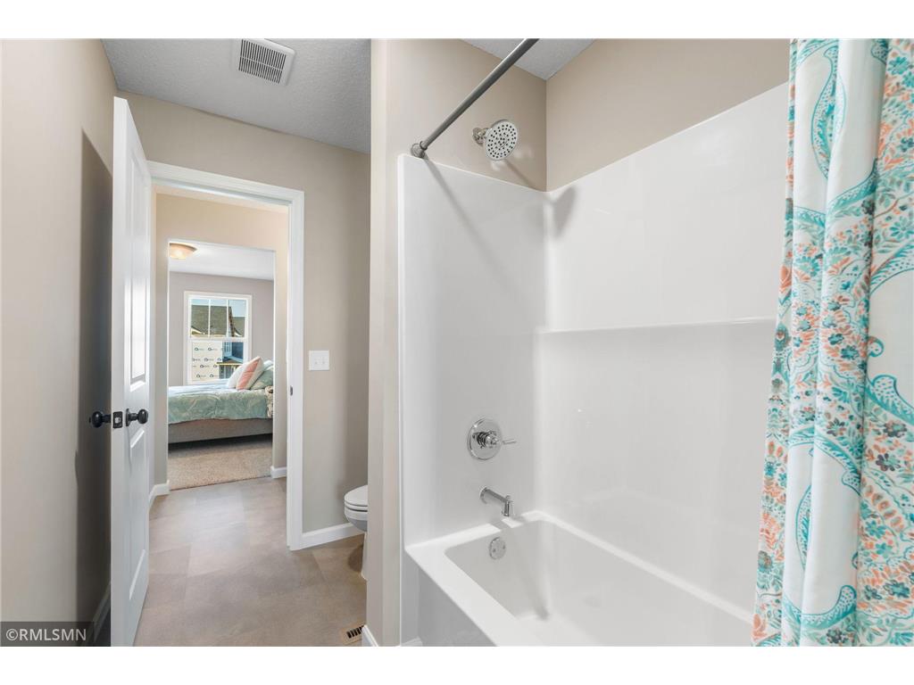 6102 Radford Avenue NE Otsego MN 55330 6824414 image26