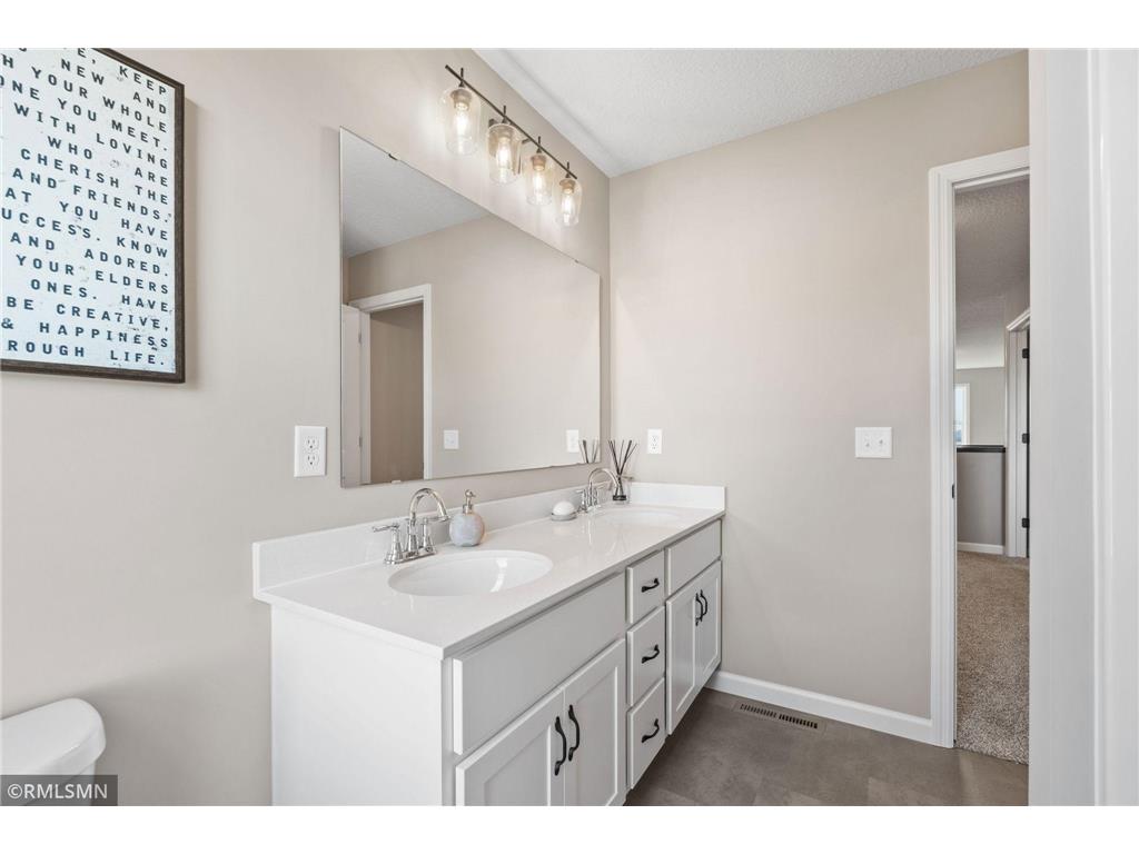 6102 Radford Avenue NE Otsego MN 55330 6824414 image30