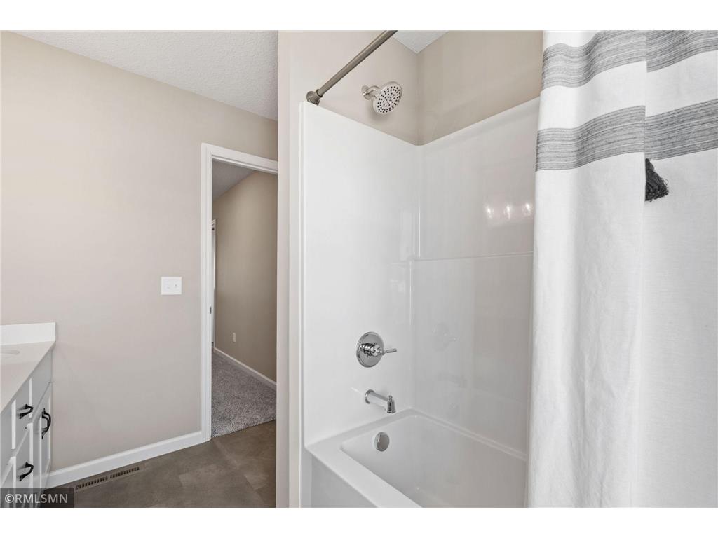 6102 Radford Avenue NE Otsego MN 55330 6824414 image31