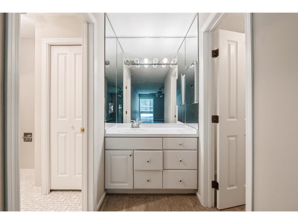 6105 Lincoln Drive #130 Edina MN 55436 6779228 image17