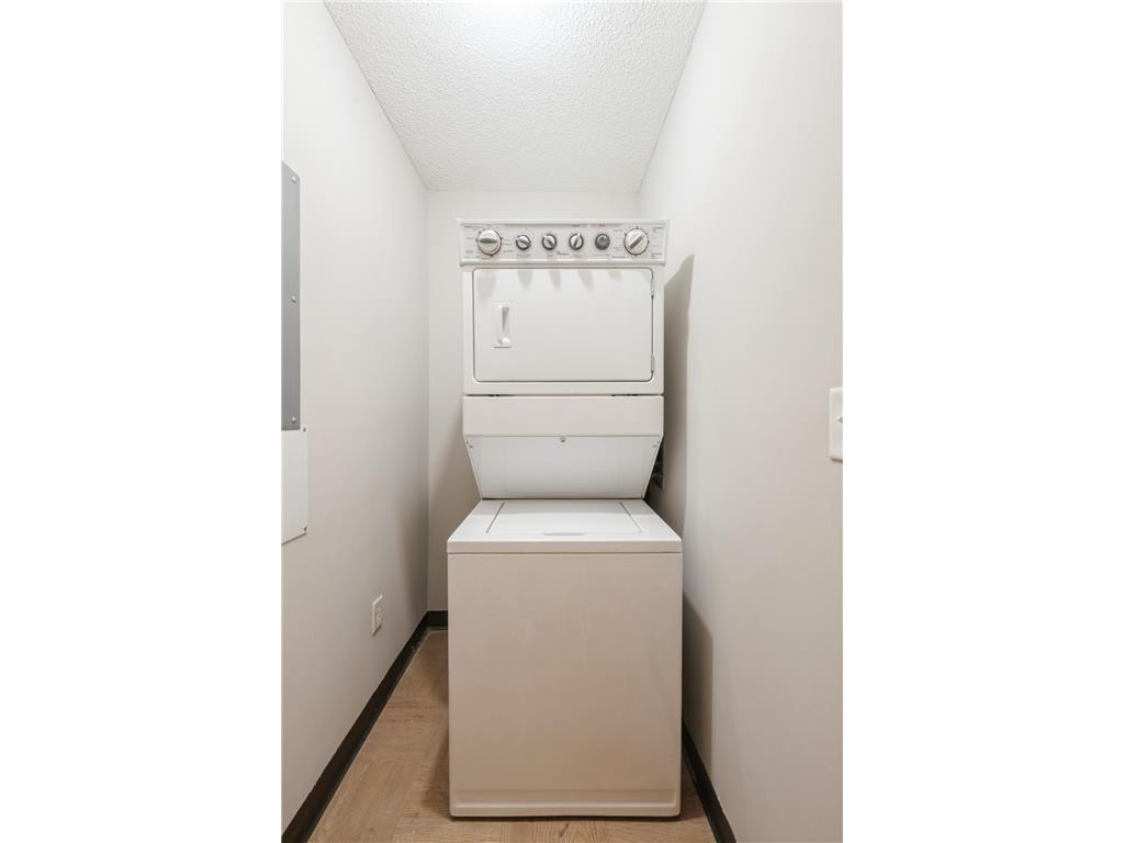 6105 Lincoln Drive #130 Edina MN 55436 6779228 image24