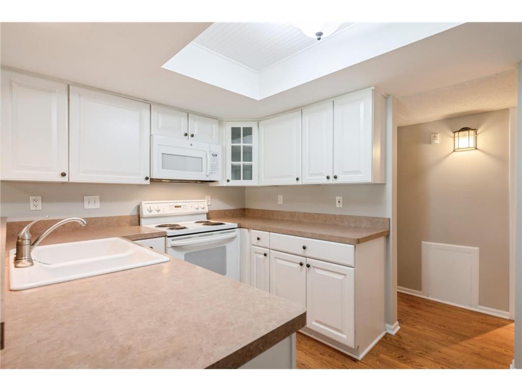 6105 Lincoln Drive #130 Edina MN 55436 6779228 image6