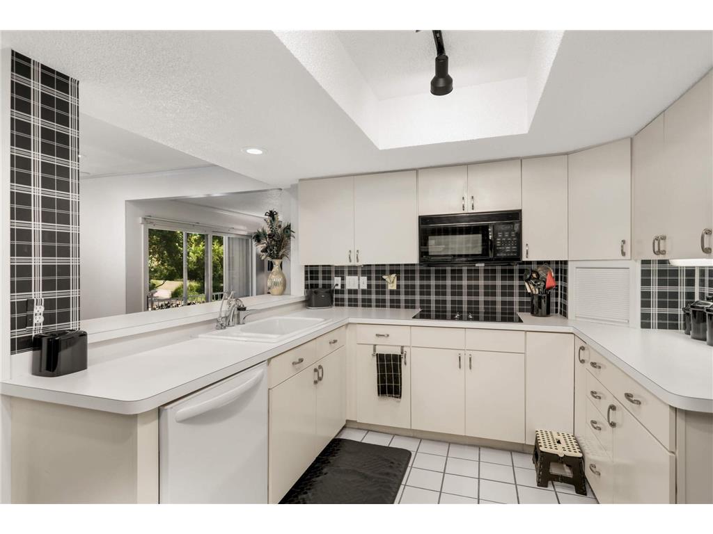 6105 Lincoln Drive #136 Edina MN 55436 6816726 image4