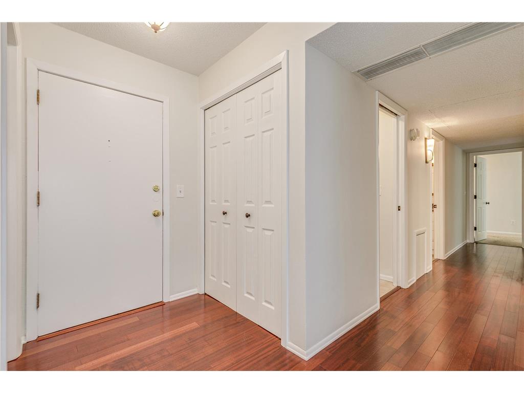 6105 Lincoln Drive #231 Edina MN 55436 6767272 image14