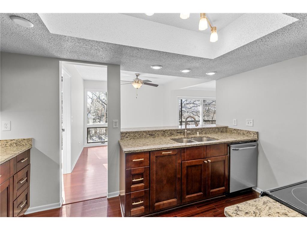 6105 Lincoln Drive #231 Edina MN 55436 6767272 image5