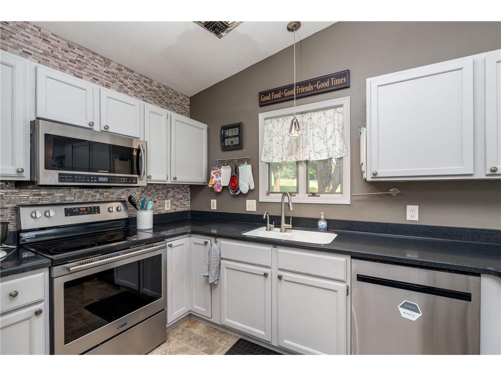 6105 Shamrock Drive Washington Twp MN 56063 - Washington 7111066 image7
