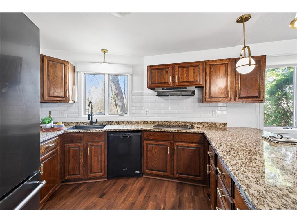 6109 27th Street N Oakdale MN 55128 7062093 image6