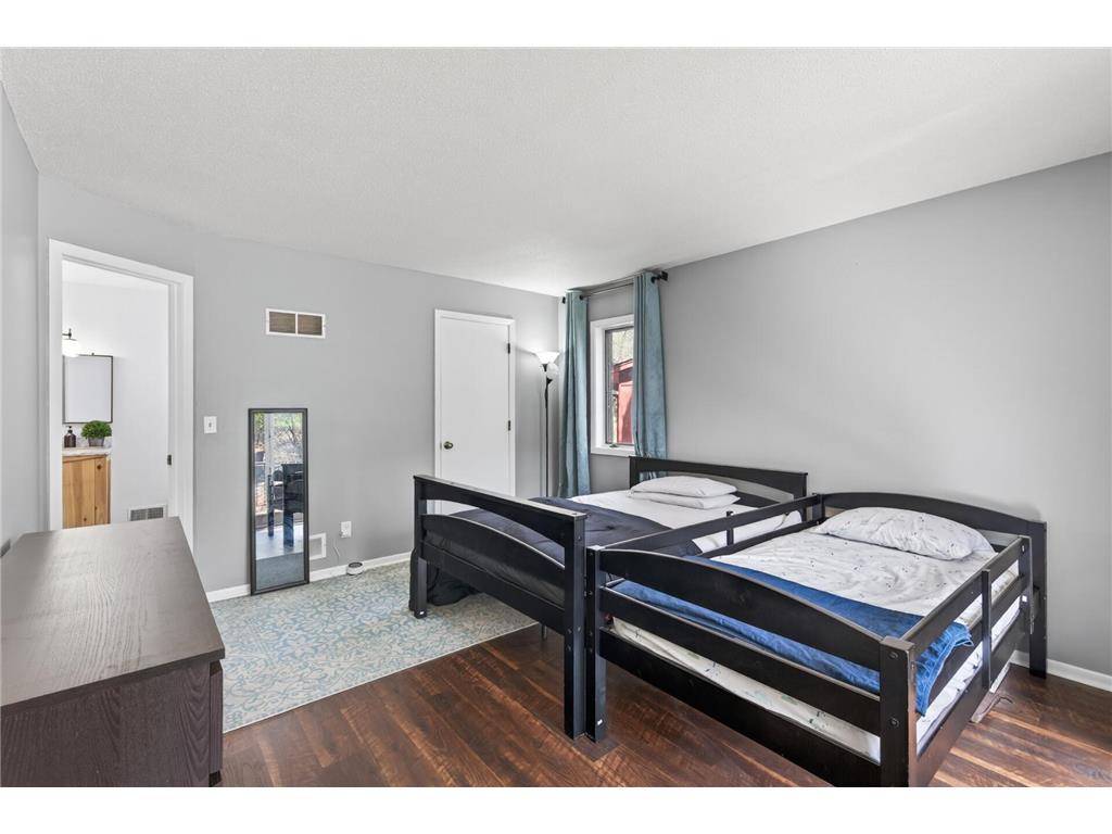 6109 27th Street N Oakdale MN 55128 7062093 image9