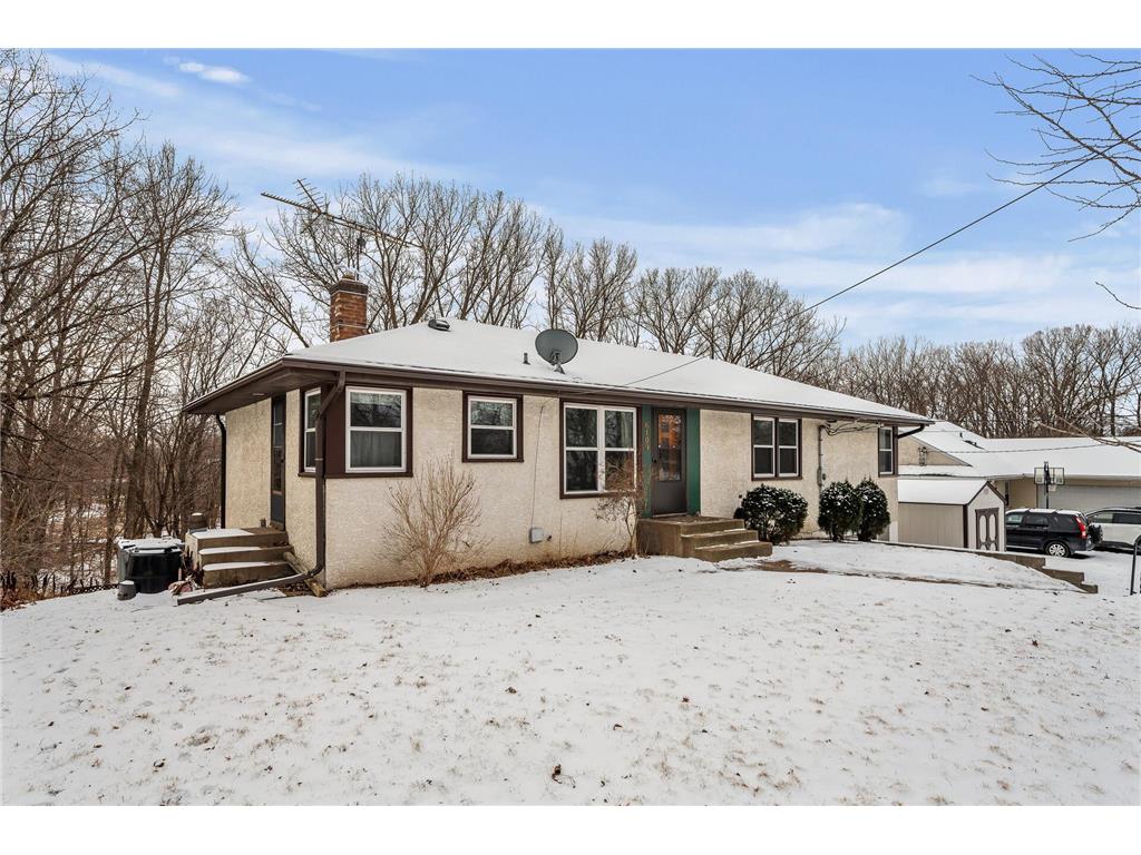 6109 9th Street N Oakdale MN 55128 6645403 image1