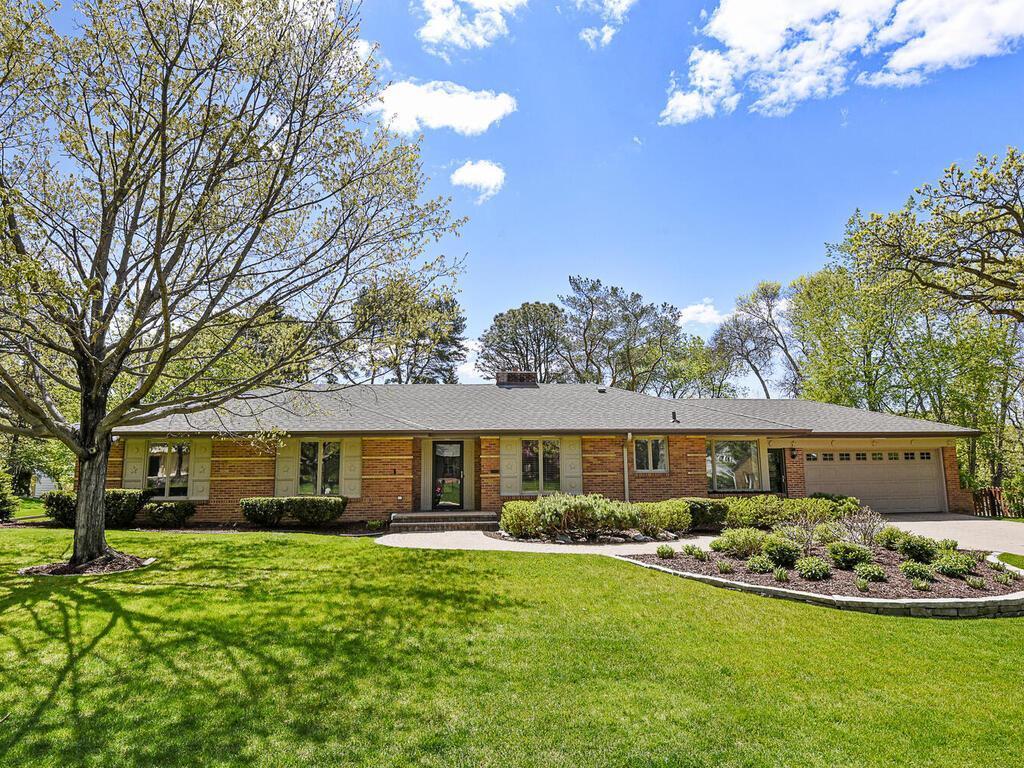 6109 Idylwood Drive, Edina, MN, 55436 MLS 7089488 Edina Realty