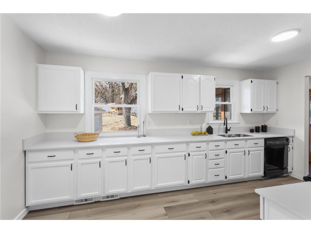 6109 Sumter Avenue N New Hope MN 55428 7043934 image6