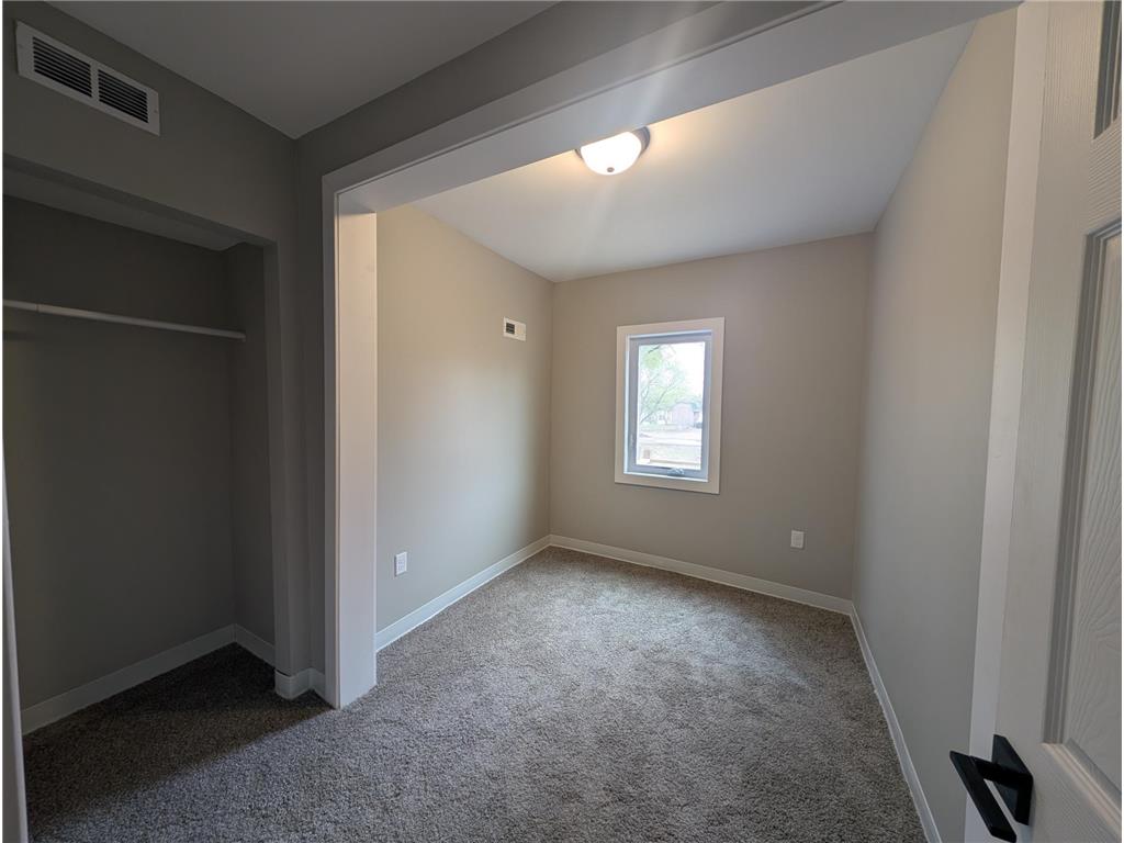 611 24th Avenue N Minneapolis MN 55411 7064079 image12