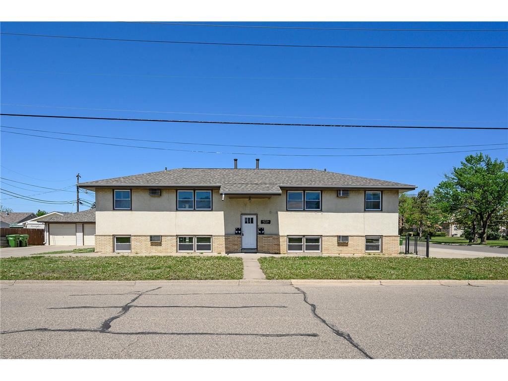 611 2nd Street SE Osseo MN 55369 6652500 image1