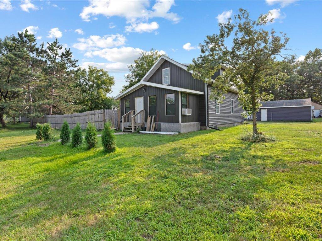 611 2nd Street SW Staples MN 56479 6580178 image1