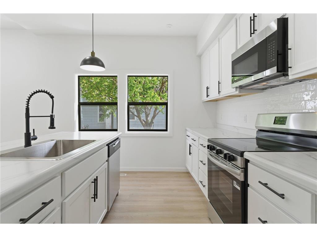 611 3rd Street NW Austin MN 55912 7066491 image3