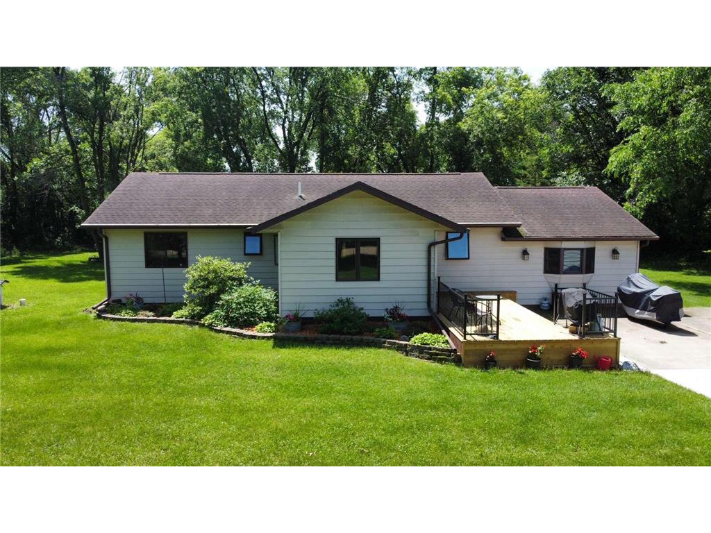 611 3rd Street SW Richville MN 56576 6739273 image1