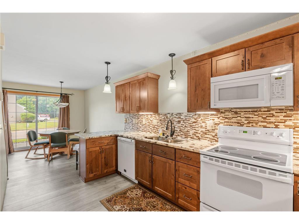611 85th Lane NW #5 Coon Rapids MN 55433 7109776 image13