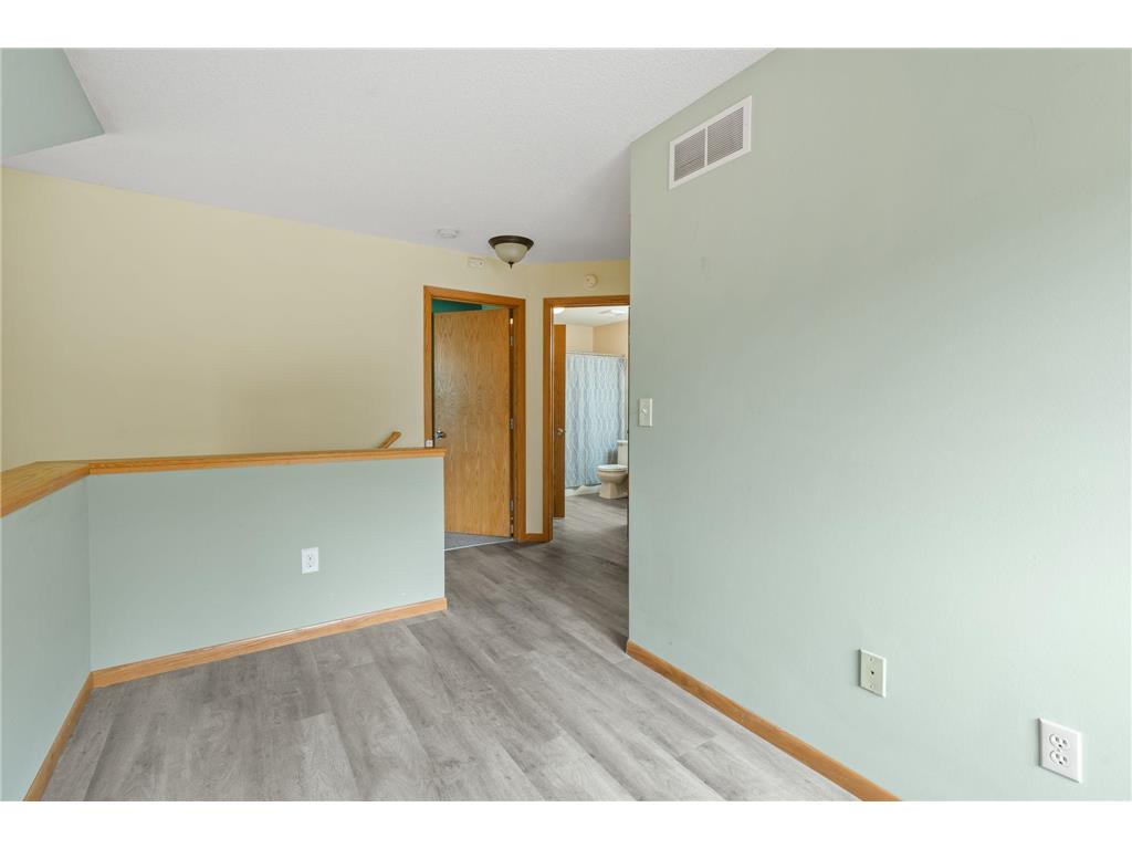611 85th Lane NW #5 Coon Rapids MN 55433 7109776 image18