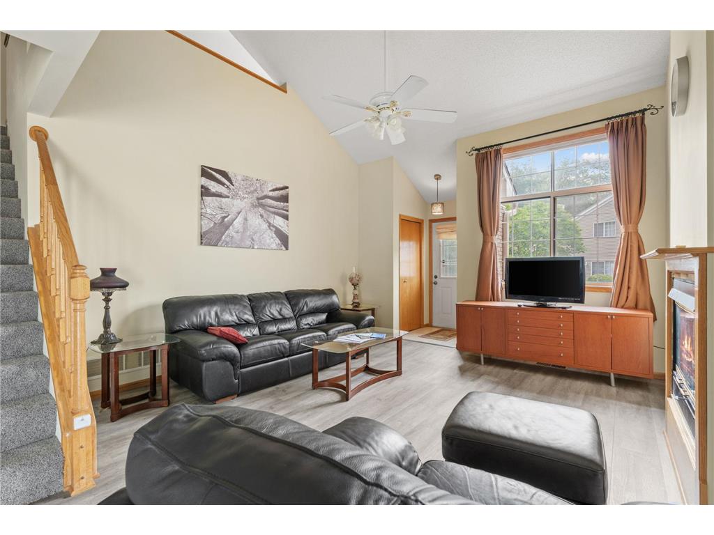 611 85th Lane NW #5 Coon Rapids MN 55433 7109776 image7