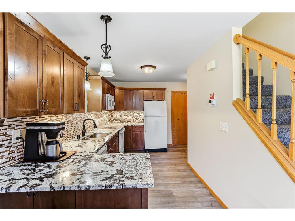 611 85th Lane NW #5NW Coon Rapids MN 55433 7057563 image11