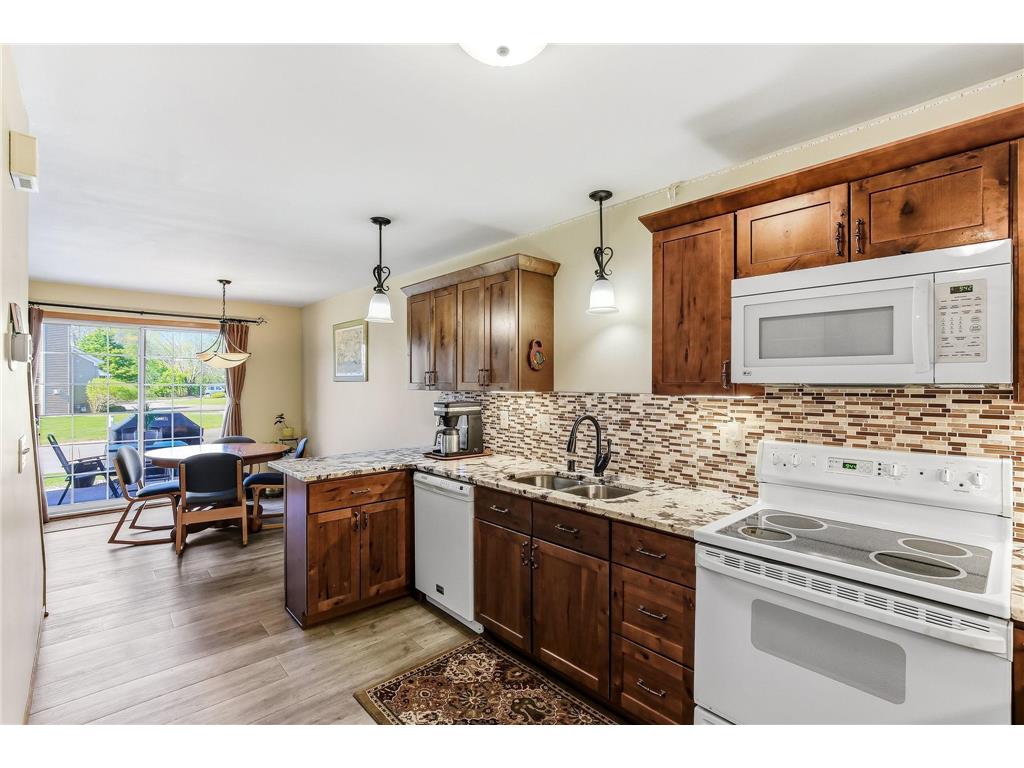 611 85th Lane NW #5NW Coon Rapids MN 55433 7057563 image13