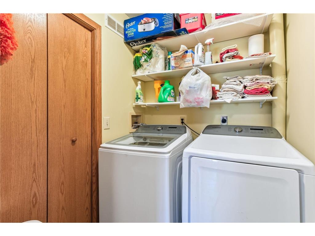 611 85th Lane NW #5NW Coon Rapids MN 55433 7057563 image15