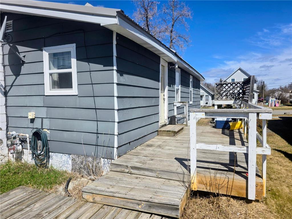 611 9th Street International Falls MN 56649 7009004 image2