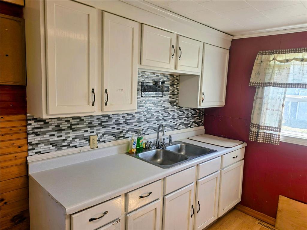 611 9th Street International Falls MN 56649 7009004 image8