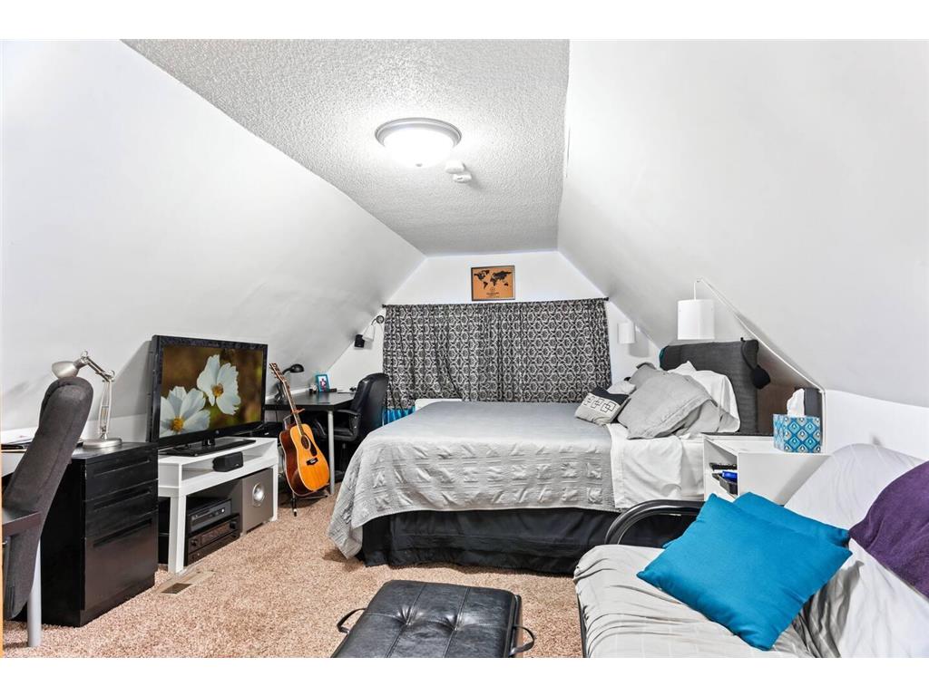 611 Broadway Street NE Minneapolis MN 55413 7011510 image14