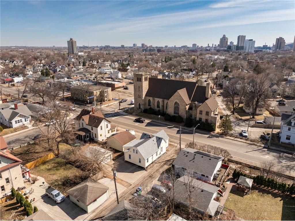 611 Broadway Street NE Minneapolis MN 55413 7011510 image30