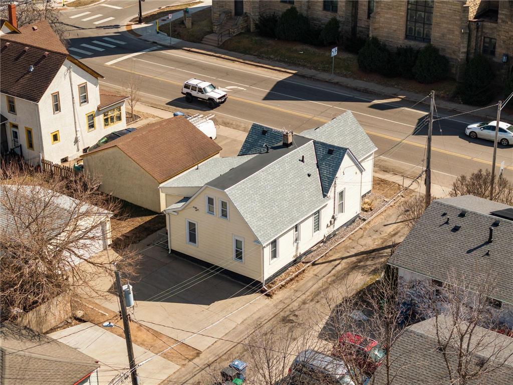 611 Broadway Street NE Minneapolis MN 55413 7011510 image31