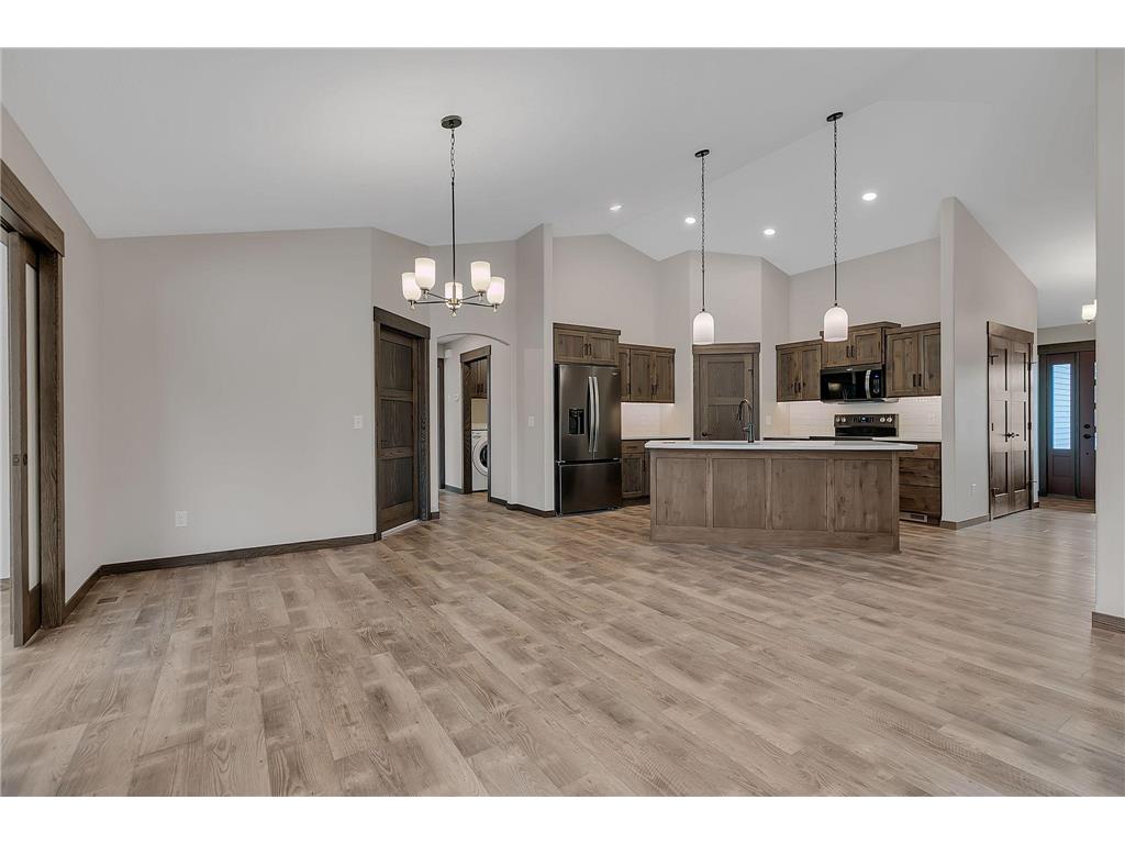 611 Brookwood Lane Saint Cloud MN 56303 7016656 image2