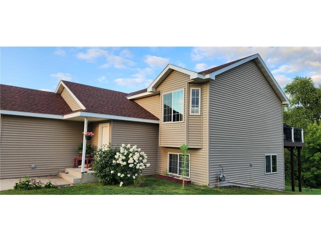 611 Colodoro Lane Eagle Lake MN 56024 6425827 image1