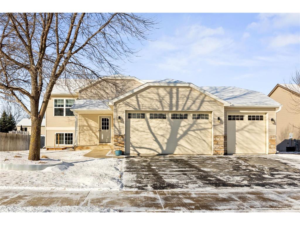 611 Dillon Avenue N Montrose MN 55363 6654551 image1