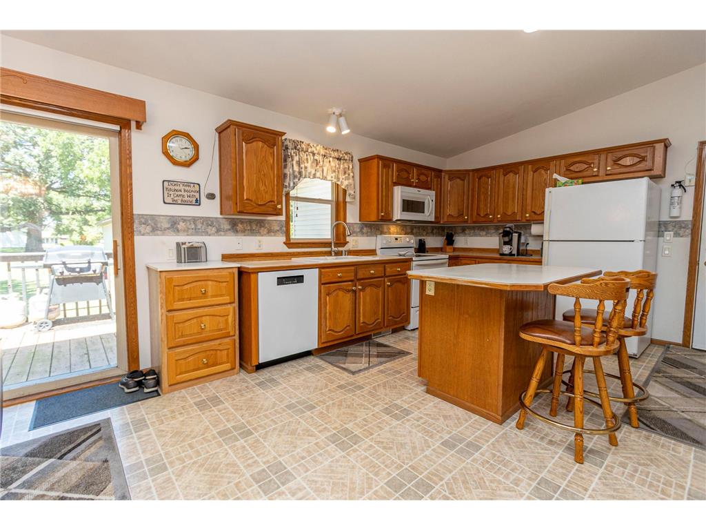 611 E Nestor Street Osakis MN 56360 7109284 image9