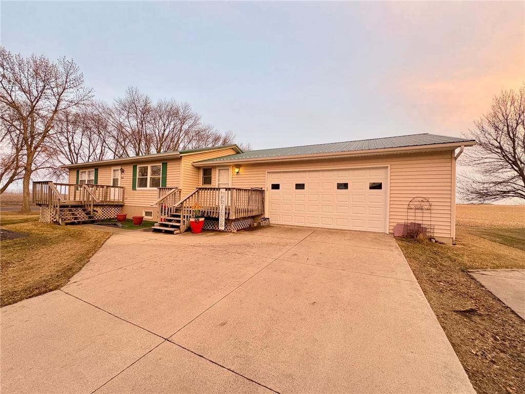 611 Hackberry Street Dawson MN 56232 7036048 image1