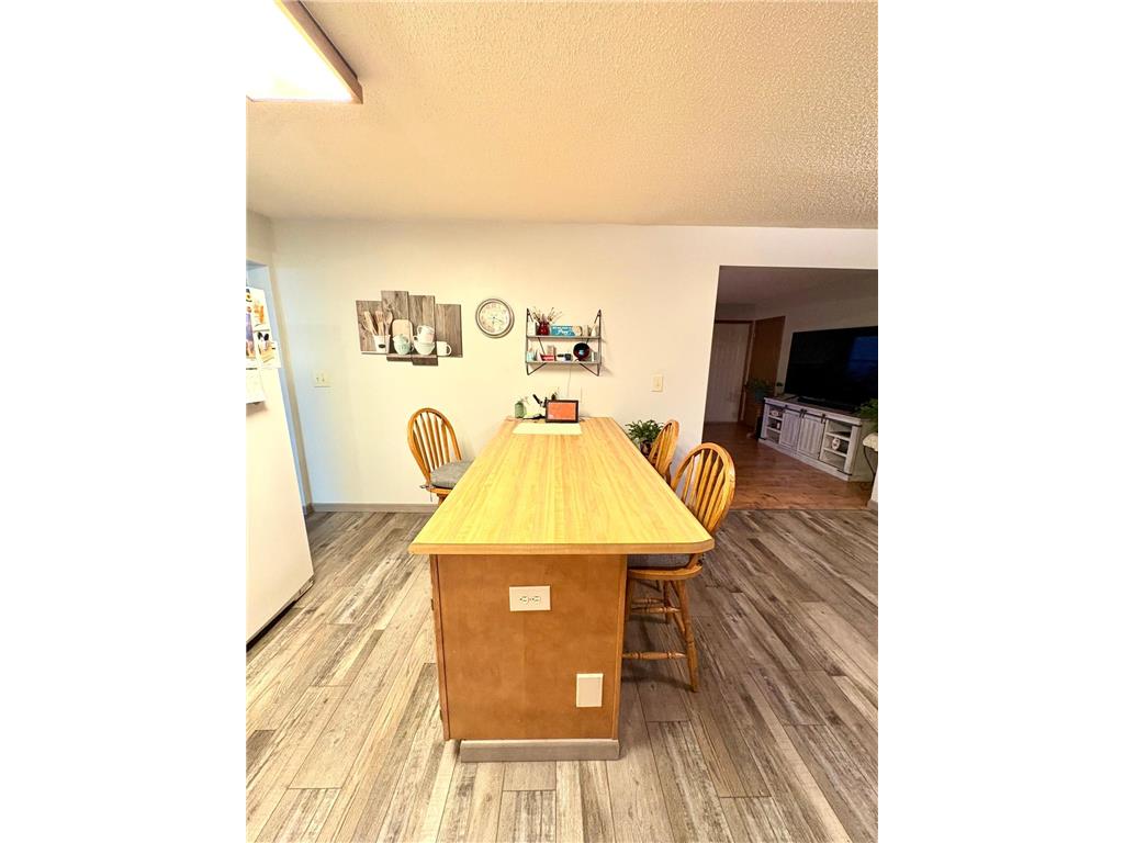 611 Hackberry Street Dawson MN 56232 7036048 image3