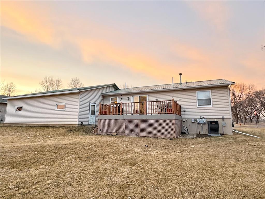 611 Hackberry Street Dawson MN 56232 7036048 image35