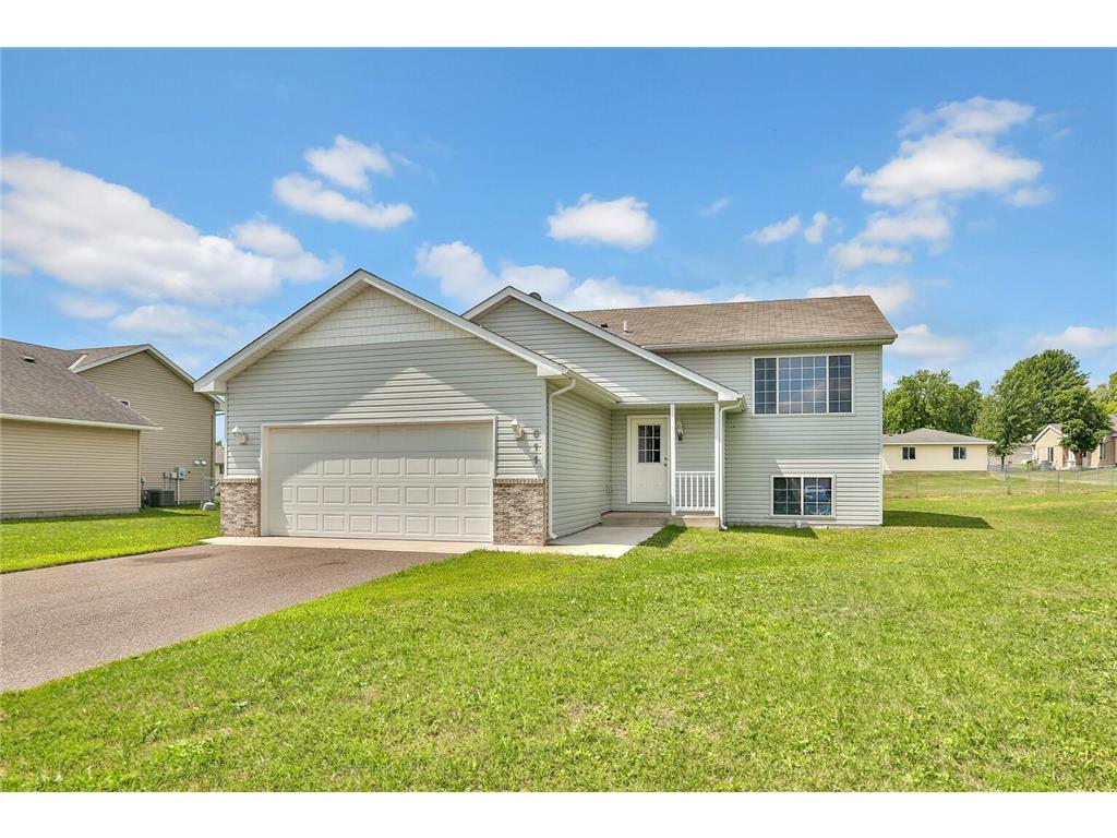 611 Jewell Street Mora MN 55051 6408627 image1