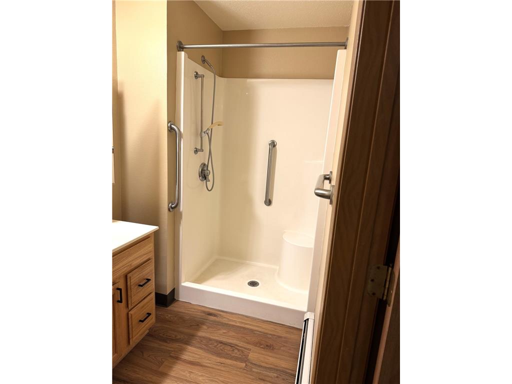 611 Main Street S #205 Renville MN 56284 6824731 image12