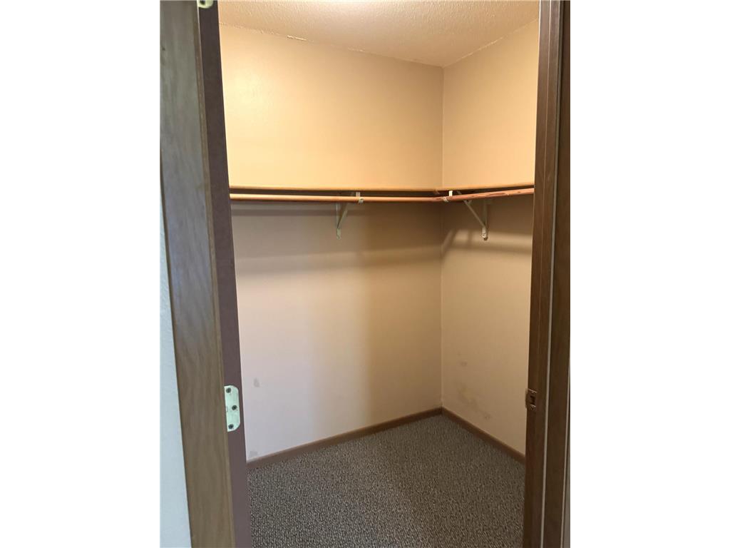 611 Main Street S #205 Renville MN 56284 6824731 image6