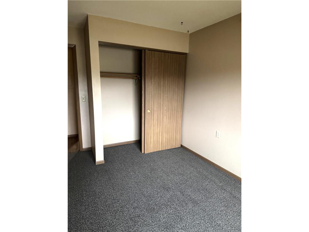 611 Main Street S #205 Renville MN 56284 6824731 image8