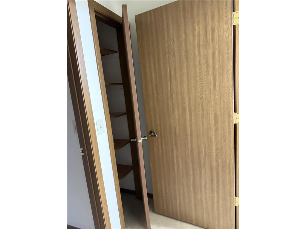 611 Main Street S #207 Renville MN 56284 6824728 image6