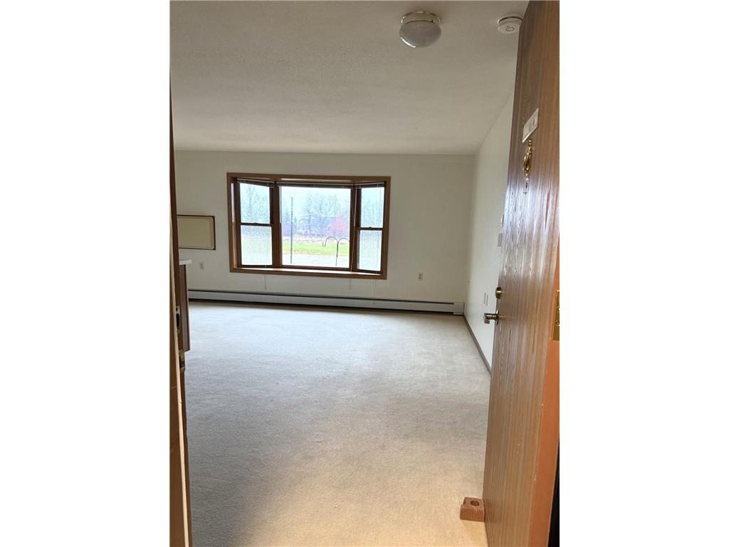 611 Main Street S #210 Renville MN 56284 6824723 image3