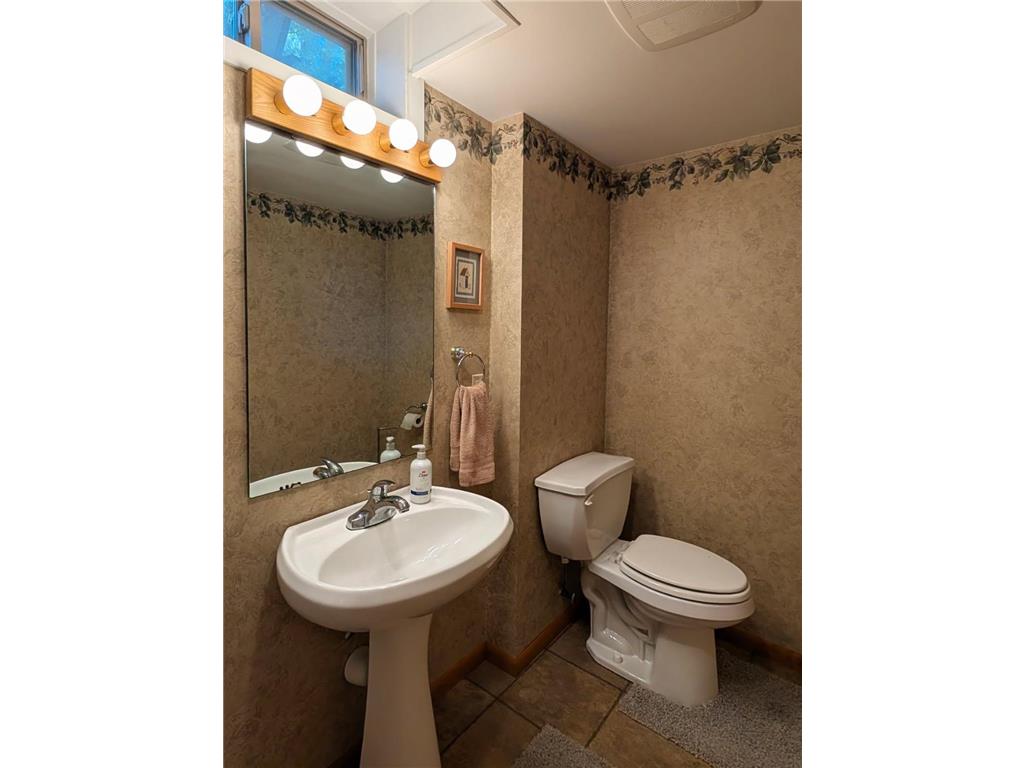 611 N 12th Street Montevideo MN 56265 7109846 image61