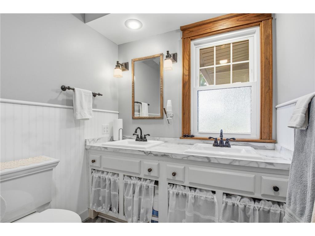 611 N Marshall Avenue Litchfield MN 55355 7093403 image22