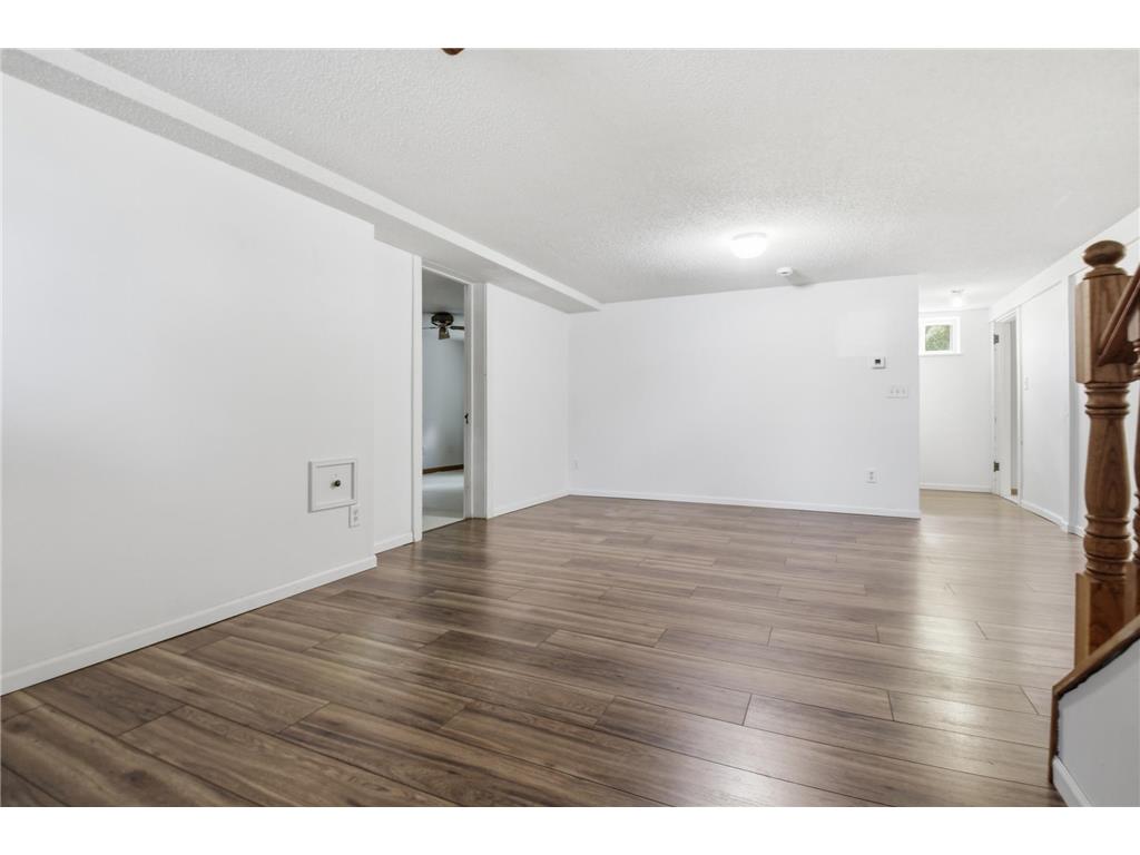 611 N Marshall Avenue Litchfield MN 55355 7093403 image27