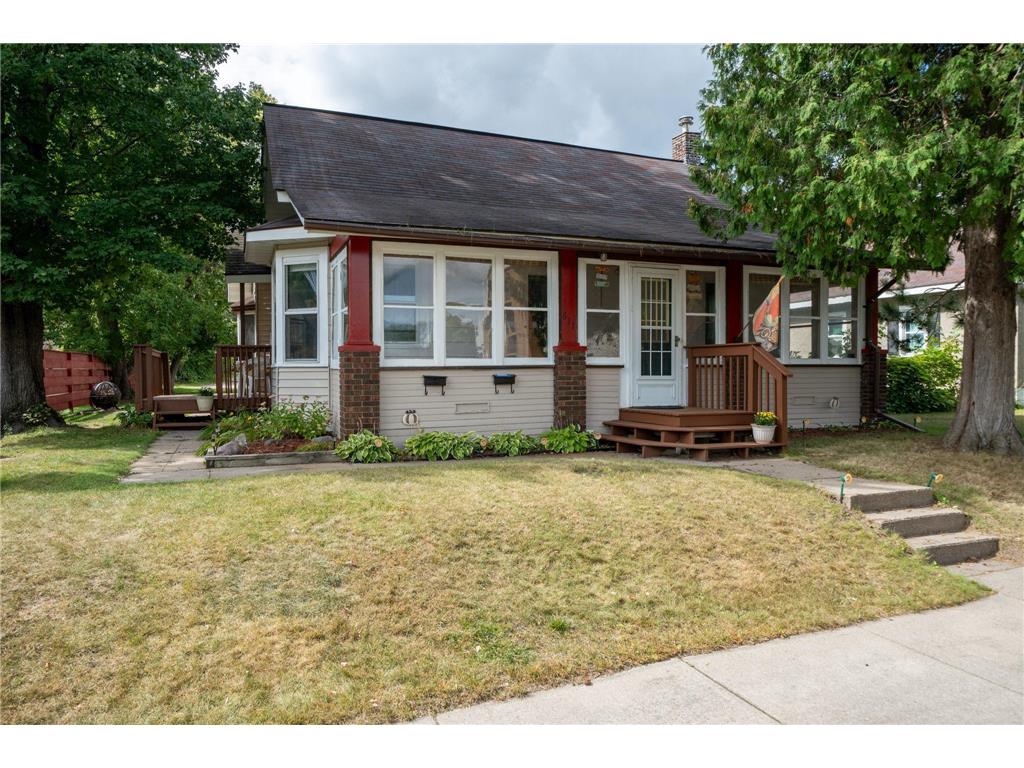 611 NW 2nd Avenue Grand Rapids MN 55744 6599355 image1